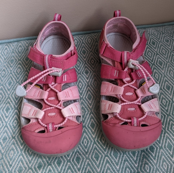 Keen Newport H2 Youth Sandals in Pink & Rose - Picture 2 of 10